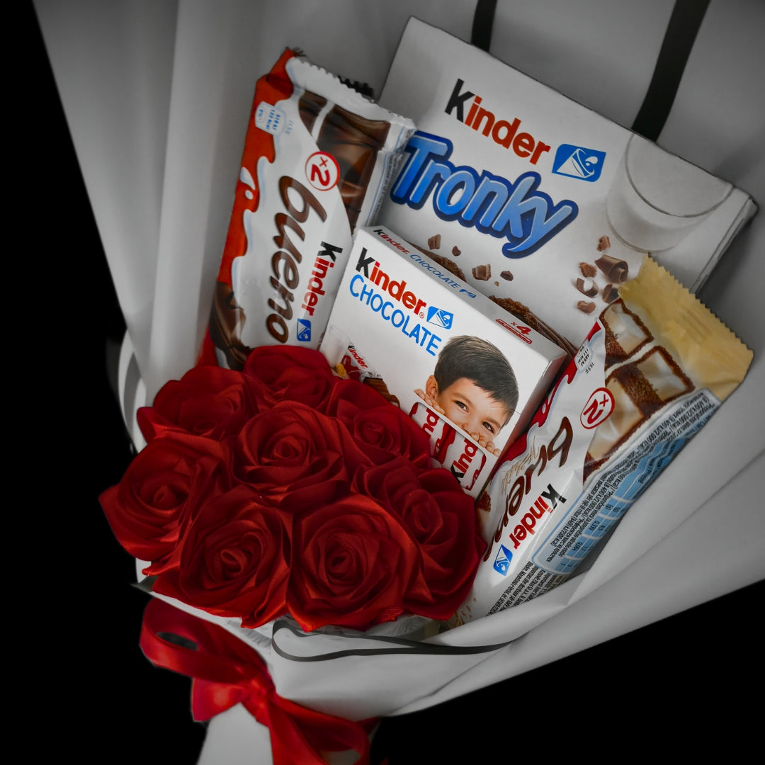 Kinder - Слатки букет са црвеним ружама 🌹